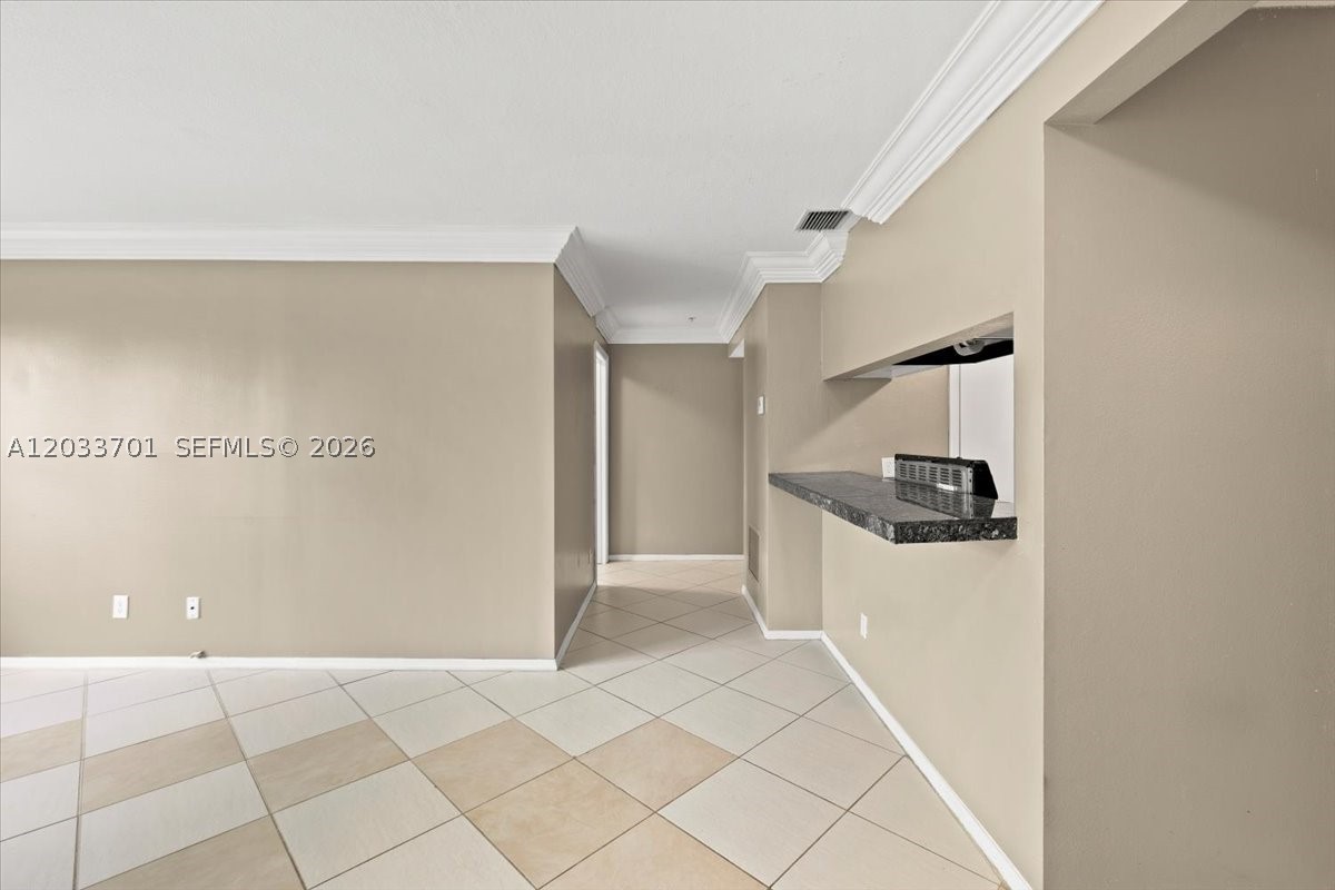 2303 N Congress Ave 27