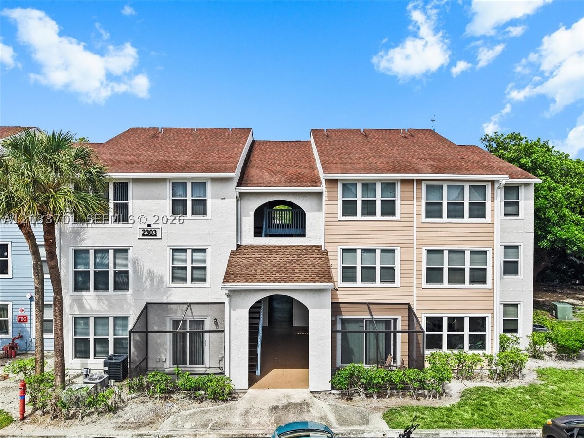 2303 N Congress Ave 27