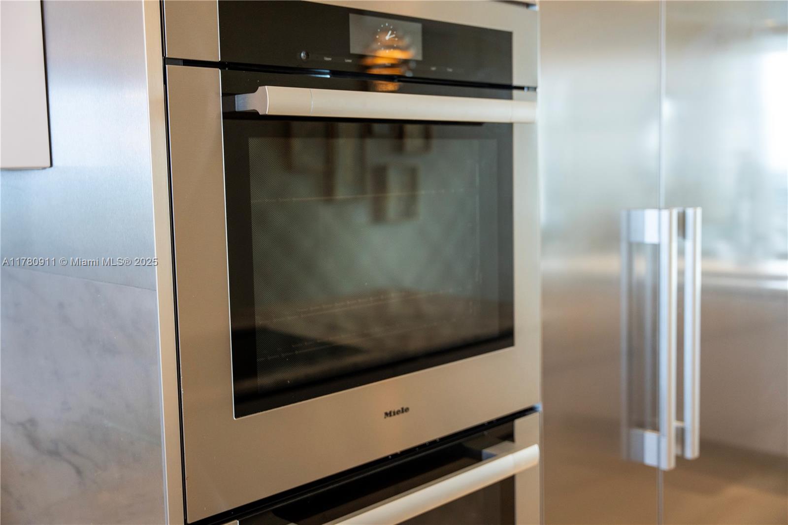 PRIVE CONDO - Residential Lease