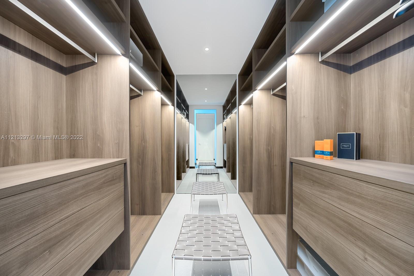 2000 Ocean - Residential