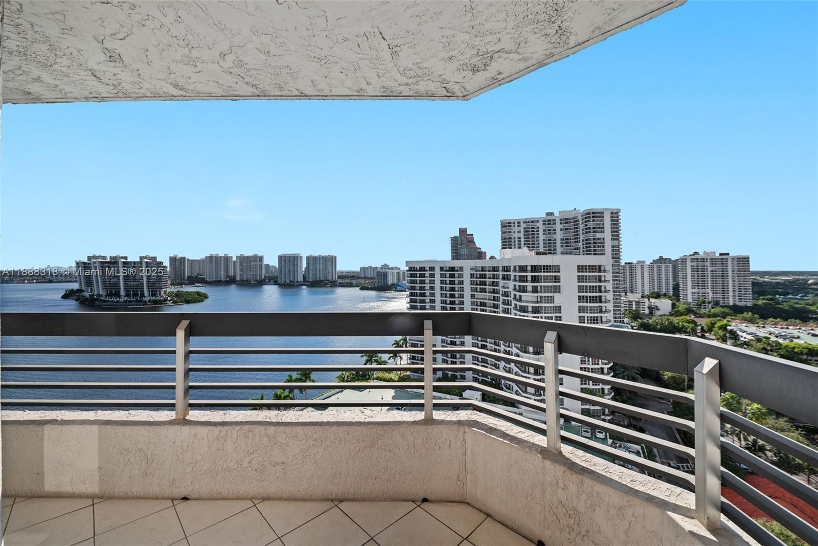 MYSTIC POINTE CONDO NO TH - Residential