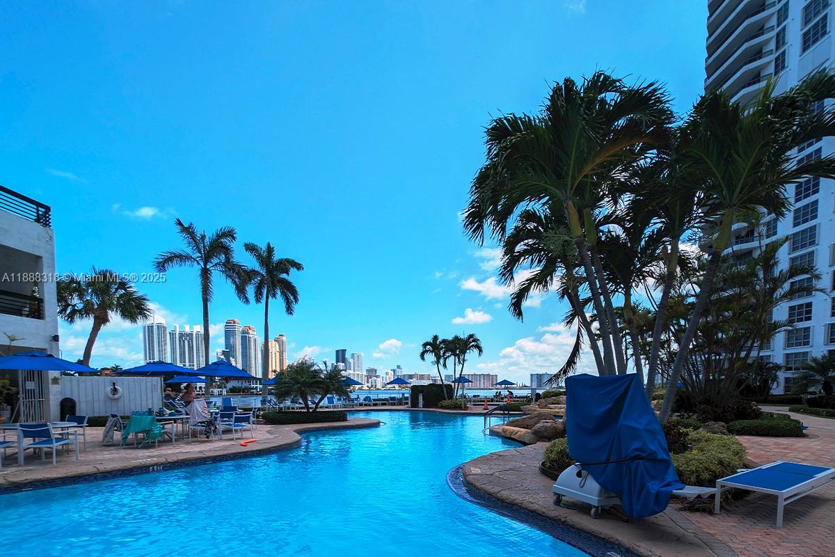 MYSTIC POINTE CONDO NO TH - Residential