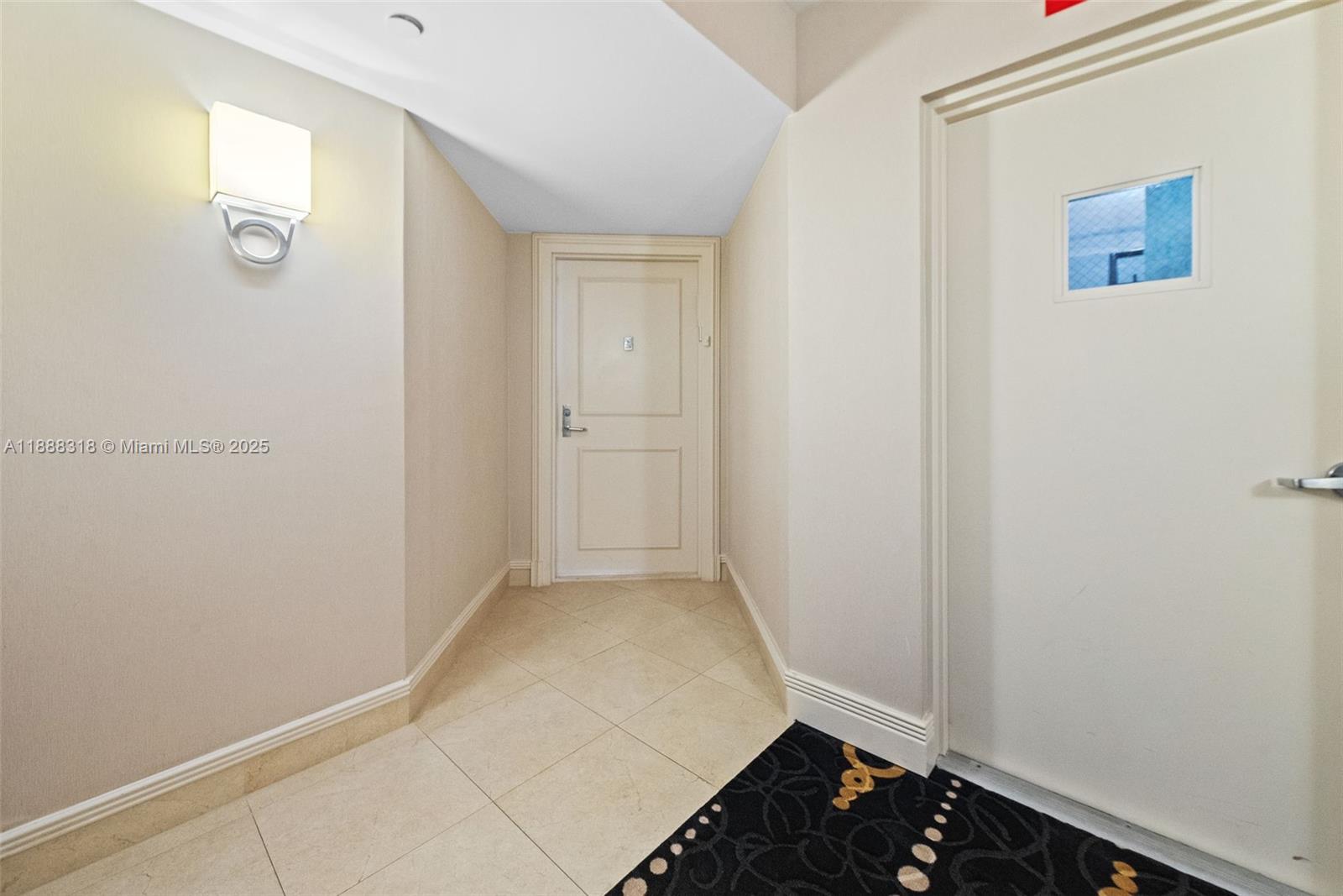 MYSTIC POINTE CONDO NO TH - Residential