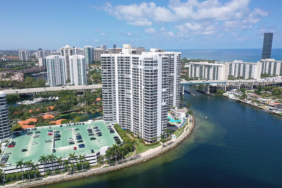 MYSTIC POINTE CONDO NO TH - Residential