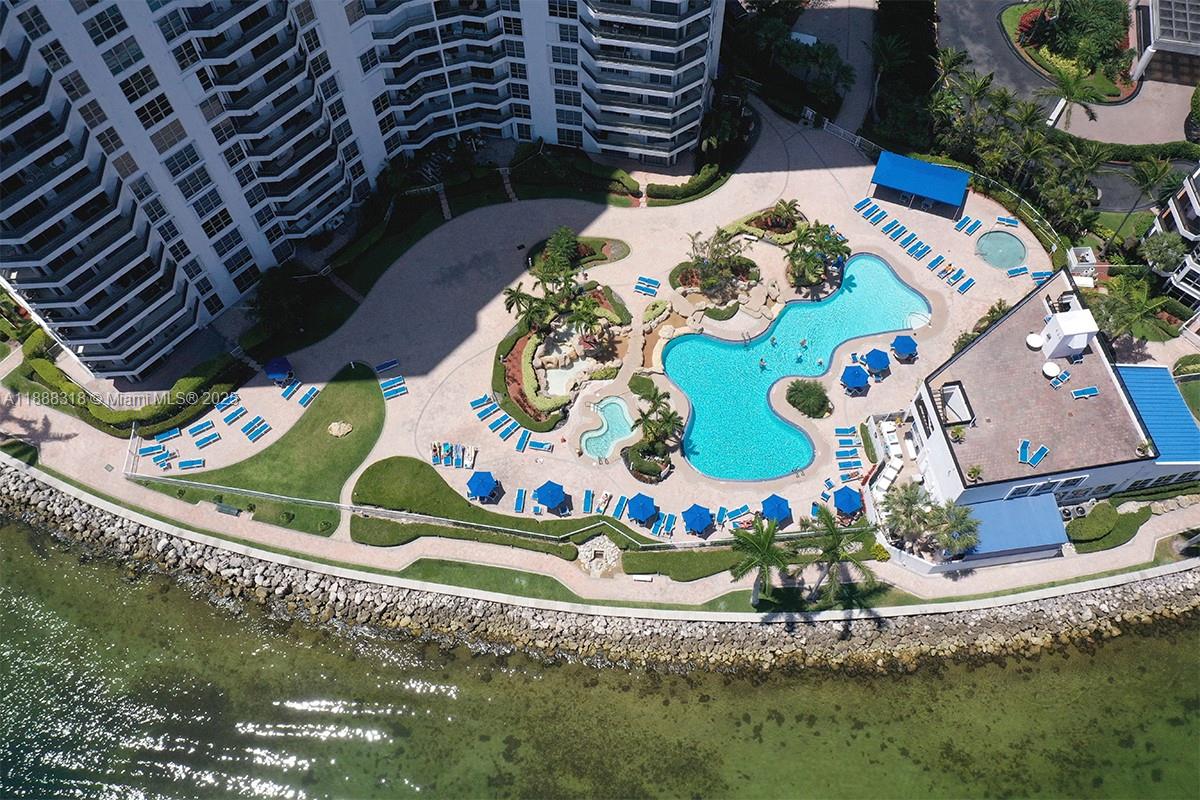 MYSTIC POINTE CONDO NO TH - Residential