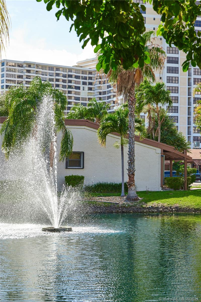 HARBOURWOOD - Residential Lease