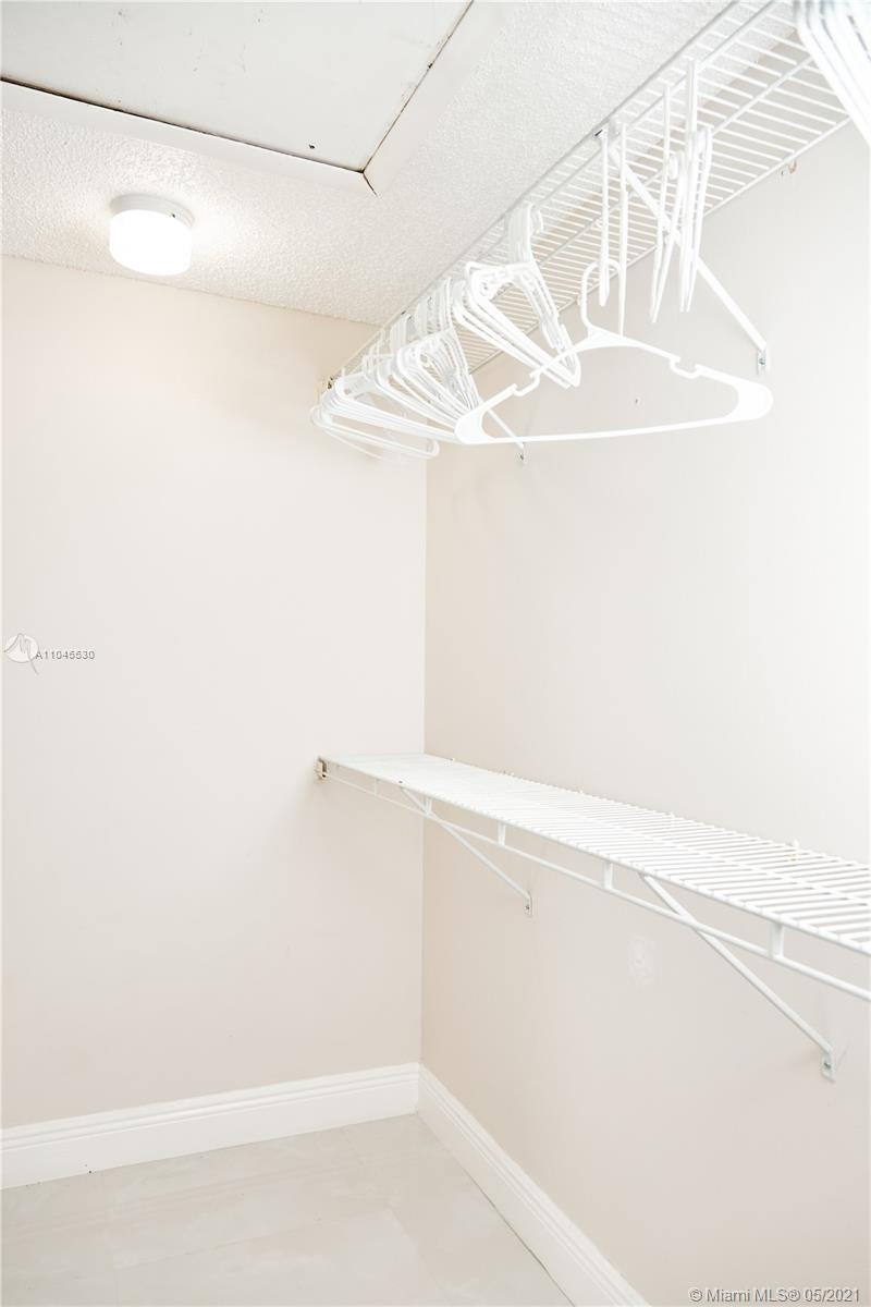 HARBOURWOOD - Residential Lease