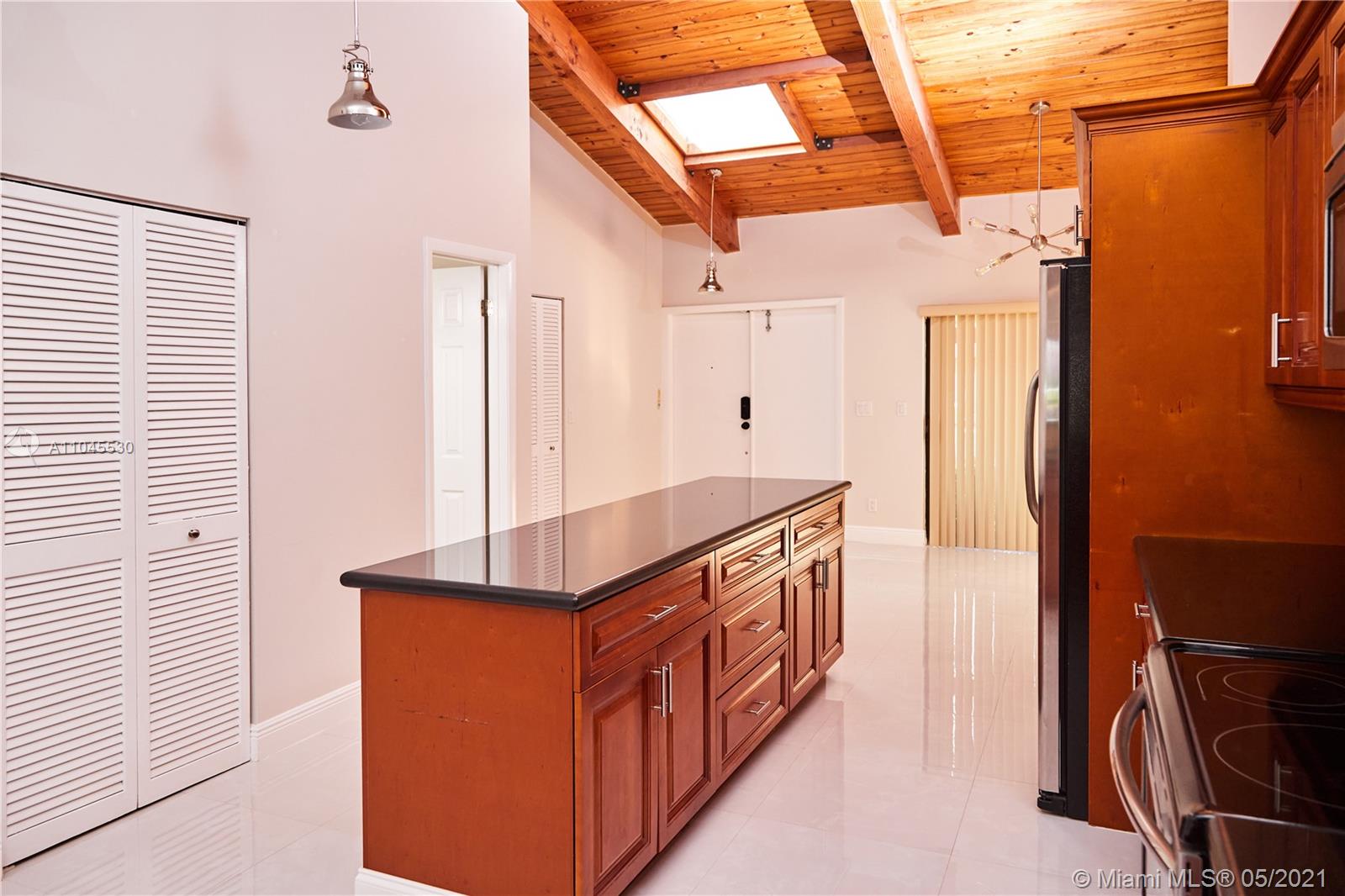 HARBOURWOOD - Residential Lease