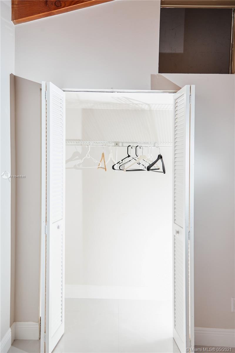 HARBOURWOOD - Residential Lease