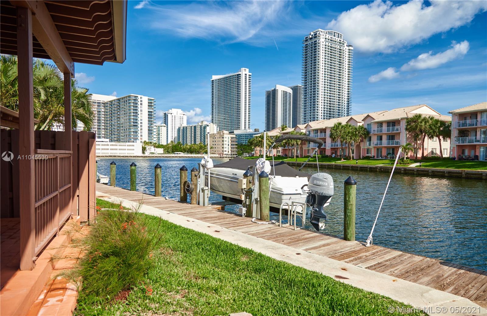 HARBOURWOOD - Residential Lease