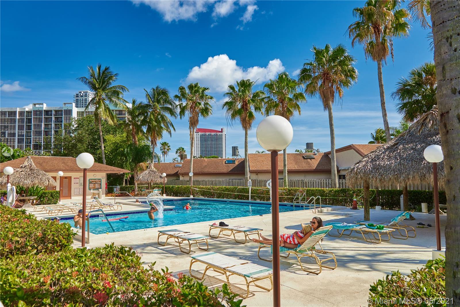 HARBOURWOOD - Residential Lease