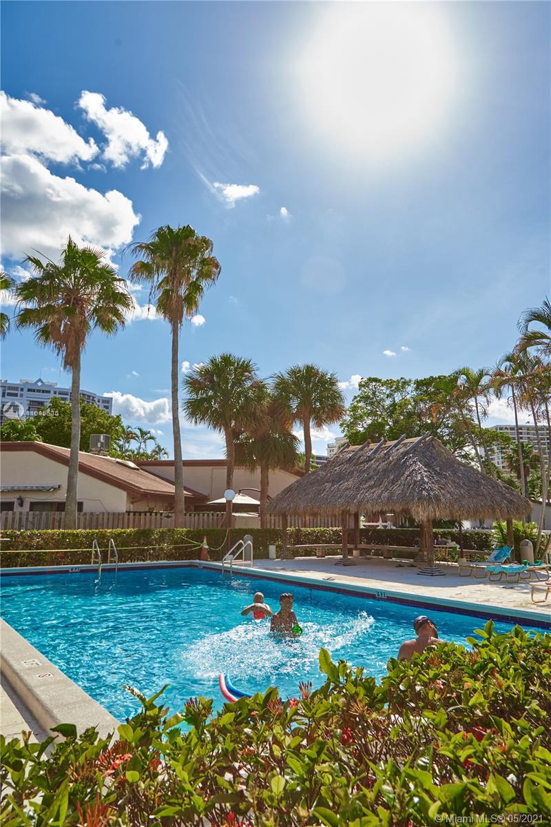 HARBOURWOOD - Residential Lease