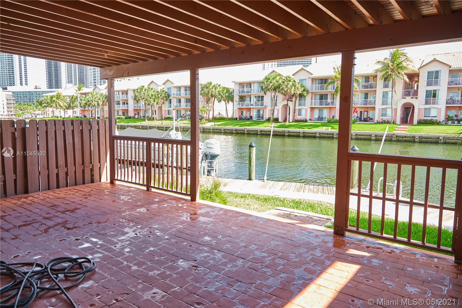 HARBOURWOOD - Residential Lease