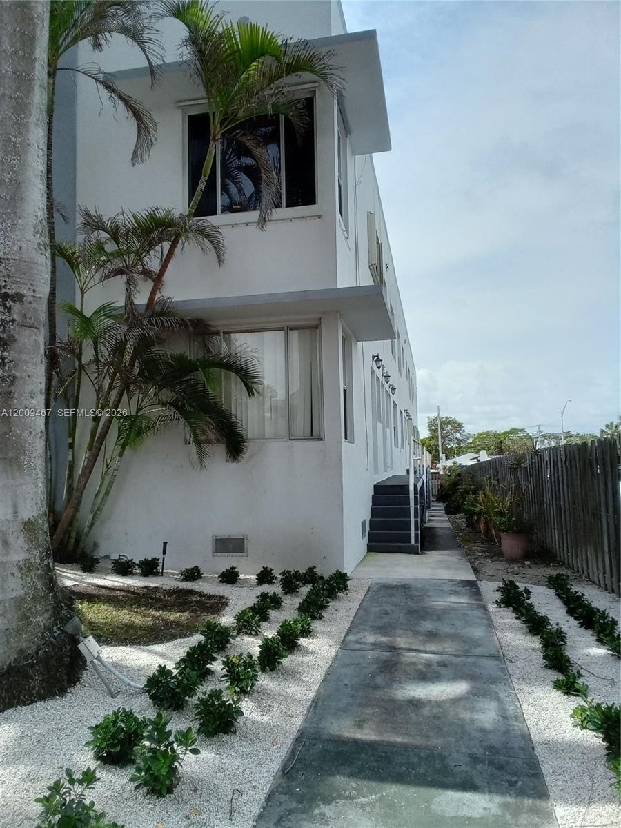 9248 Collins Ave 105