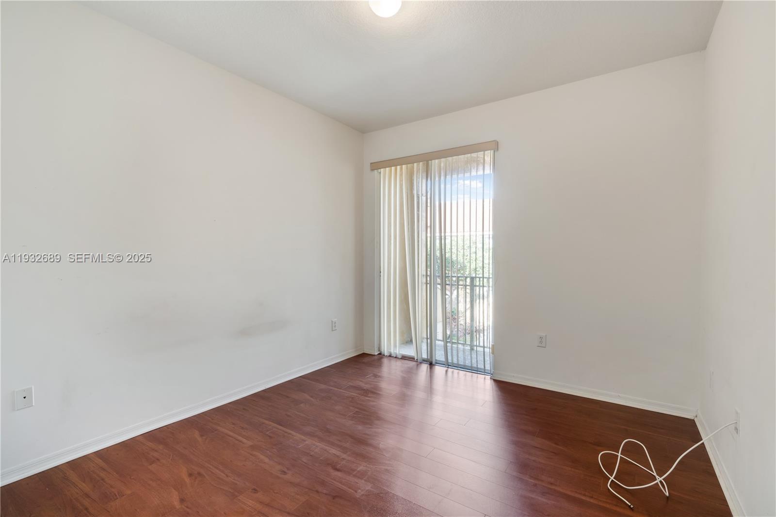 PEMBROKE CAY CONDO - Residential Lease