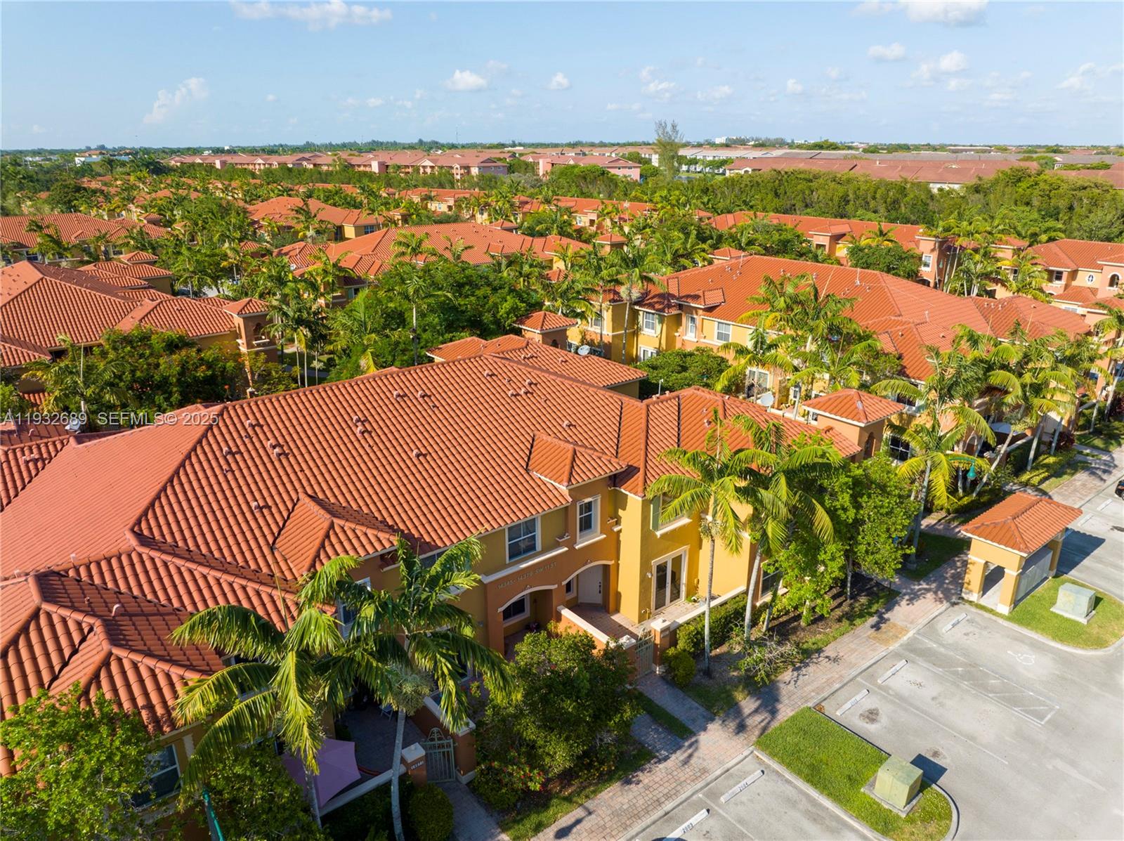 PEMBROKE CAY CONDO - Residential Lease