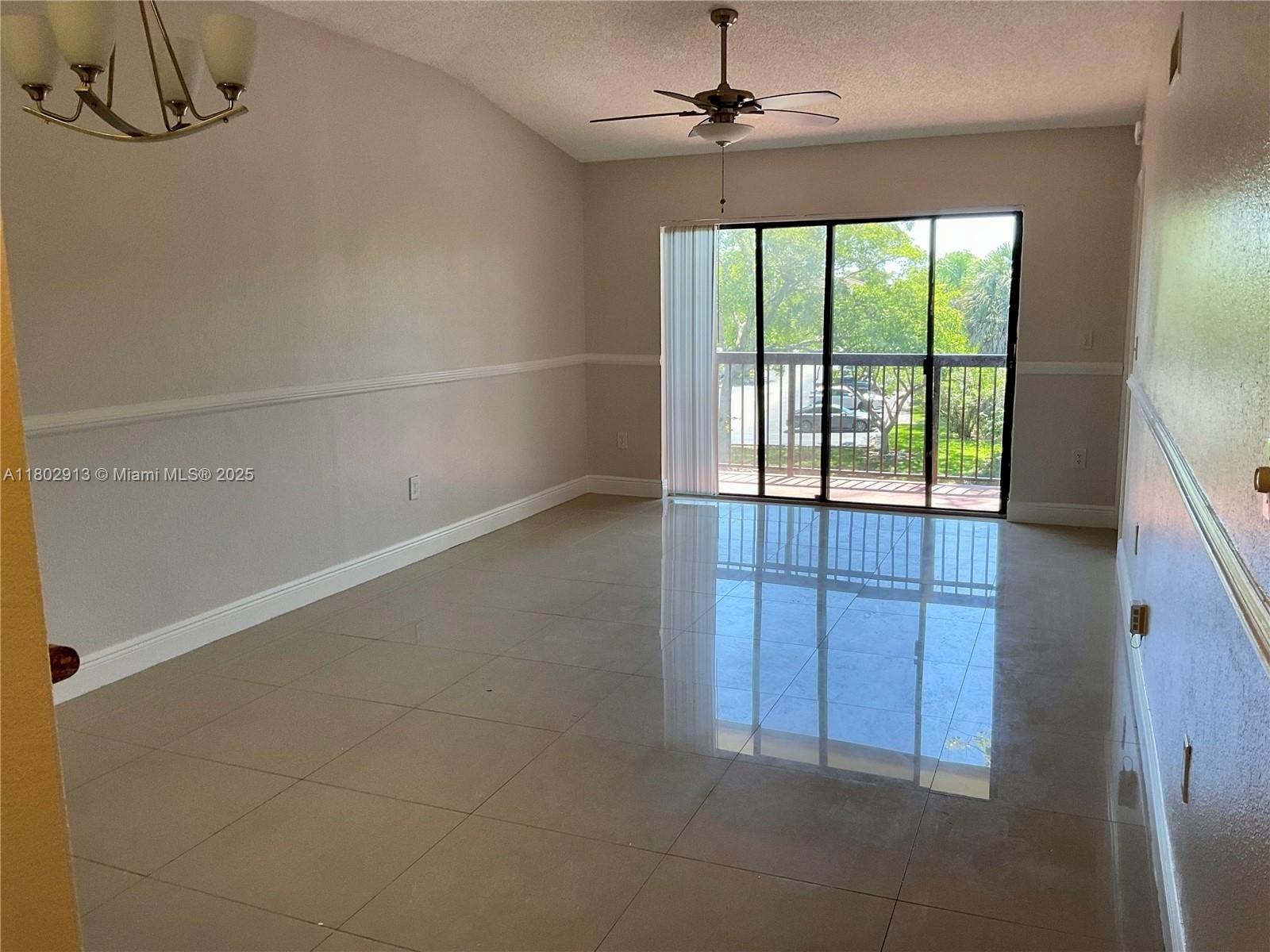 VILLAS DE VENEZIA CONDO - Residential