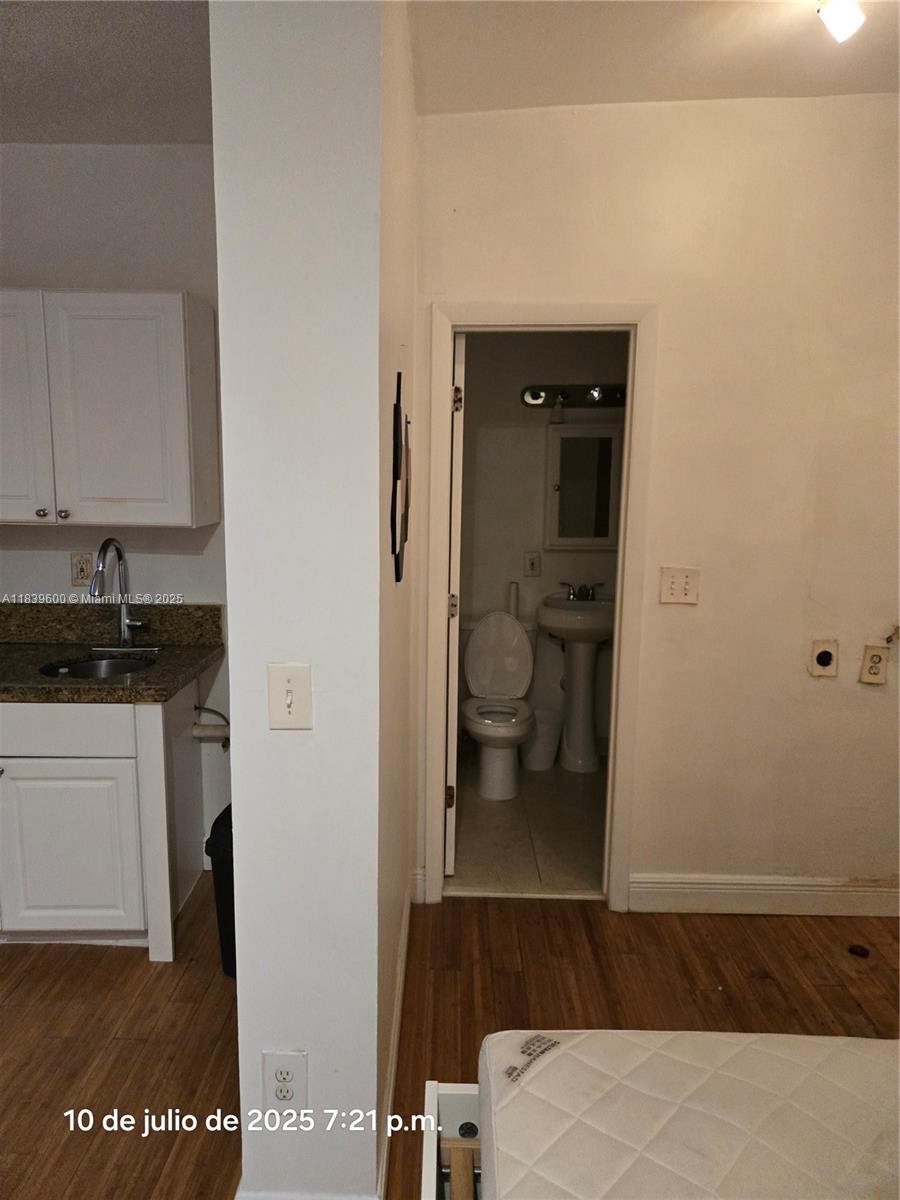 642 Michigan Ave 4