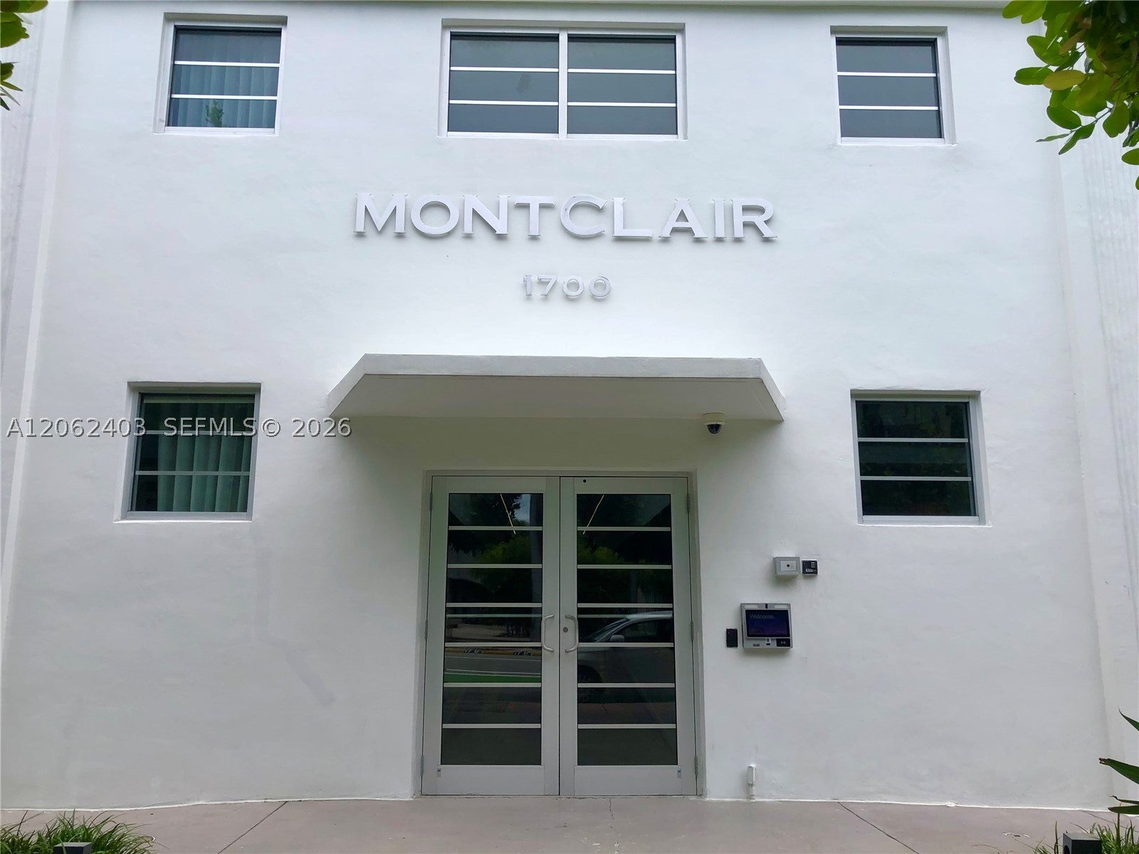 1700 Meridian Ave 303