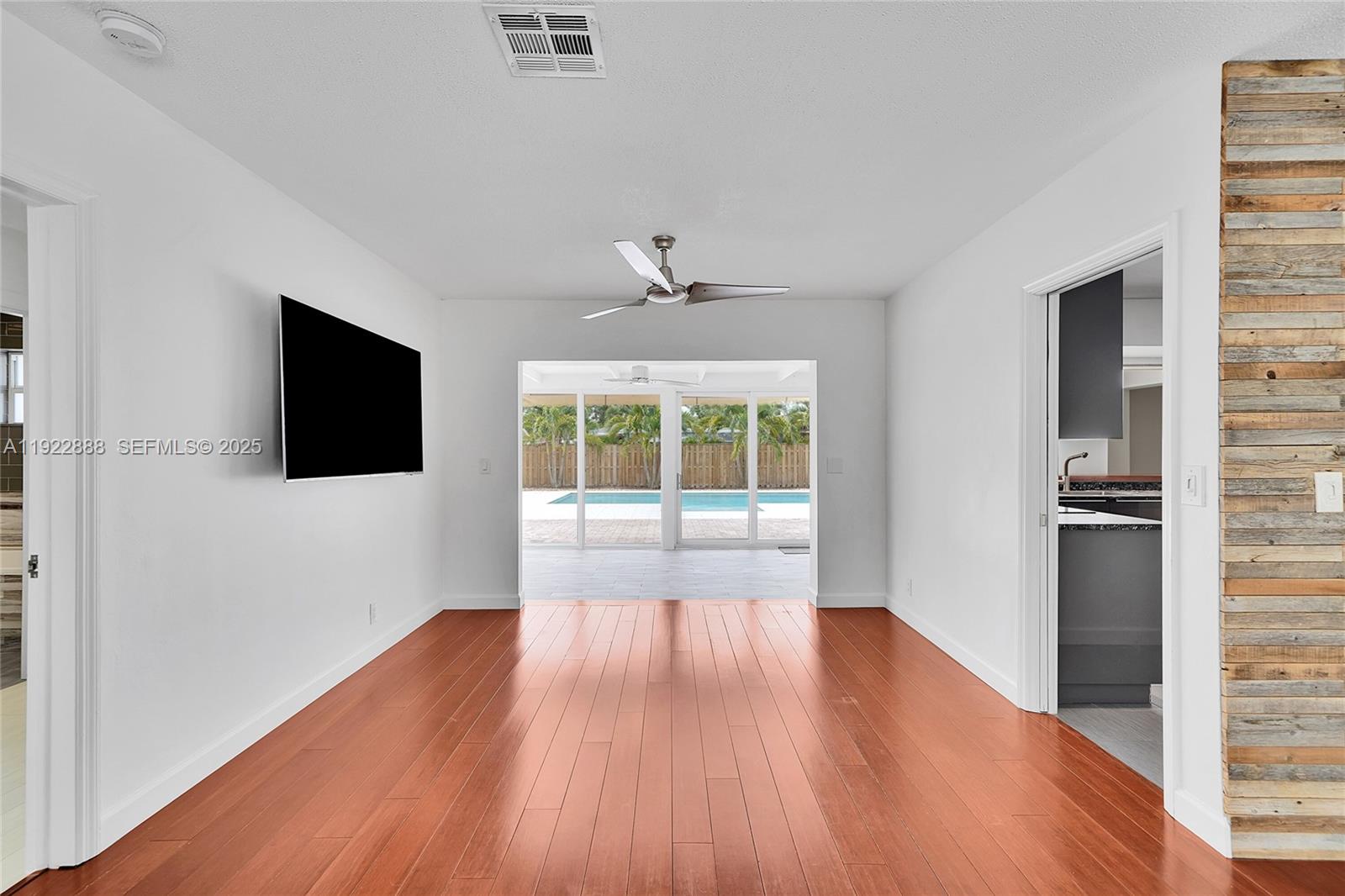 PLANTATION PARK SEVENTH A - Residential