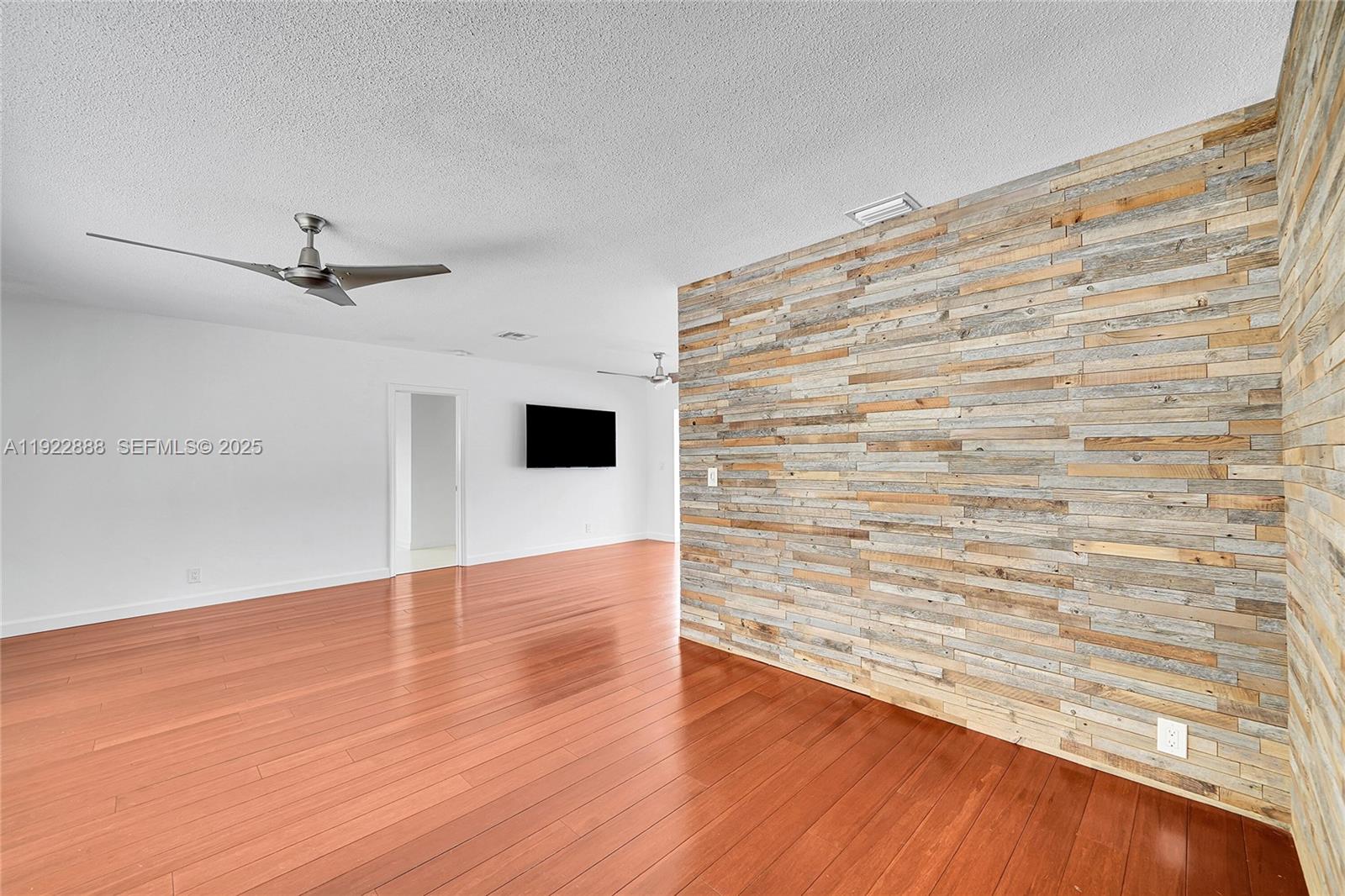 PLANTATION PARK SEVENTH A - Residential