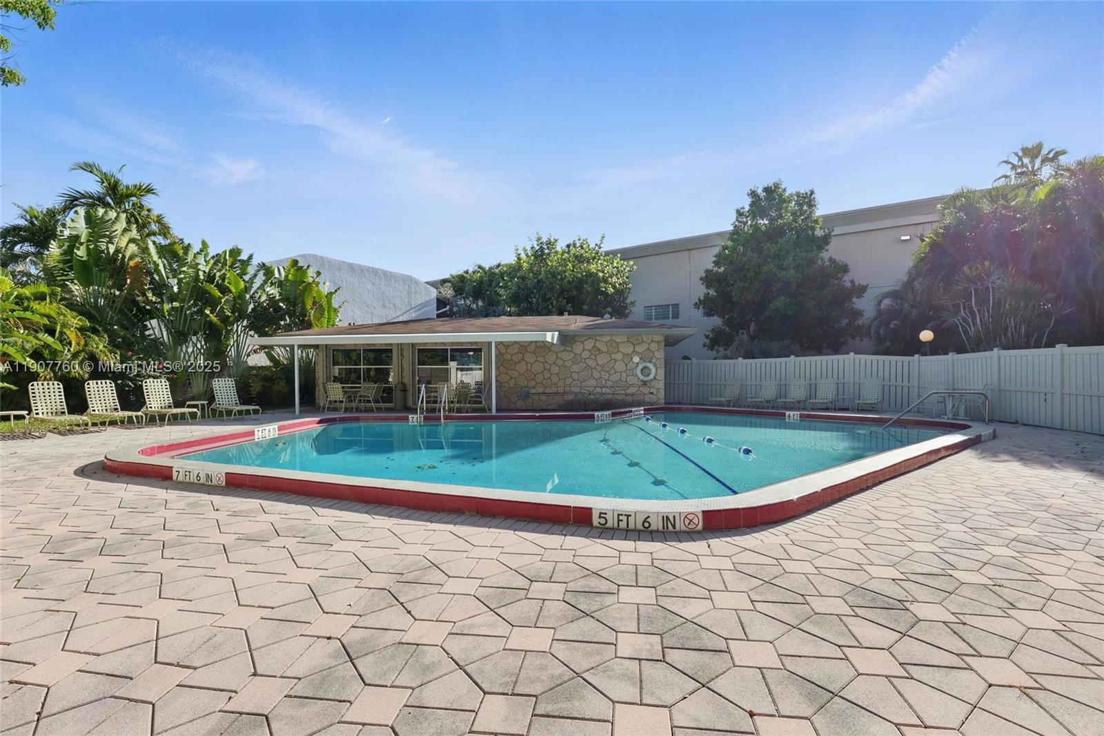 CORAL LAKE TOWER CONDO - Residential