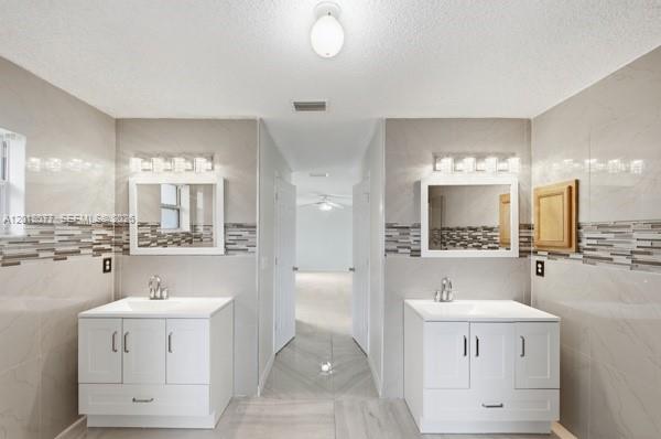 LAKEWOOD PARK UNIT 6 - Residential