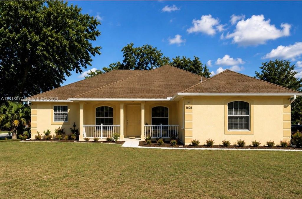 Photo of 7608 Deland Ave, Fort Pierce, FL 34951 (MLS # A12018077)
