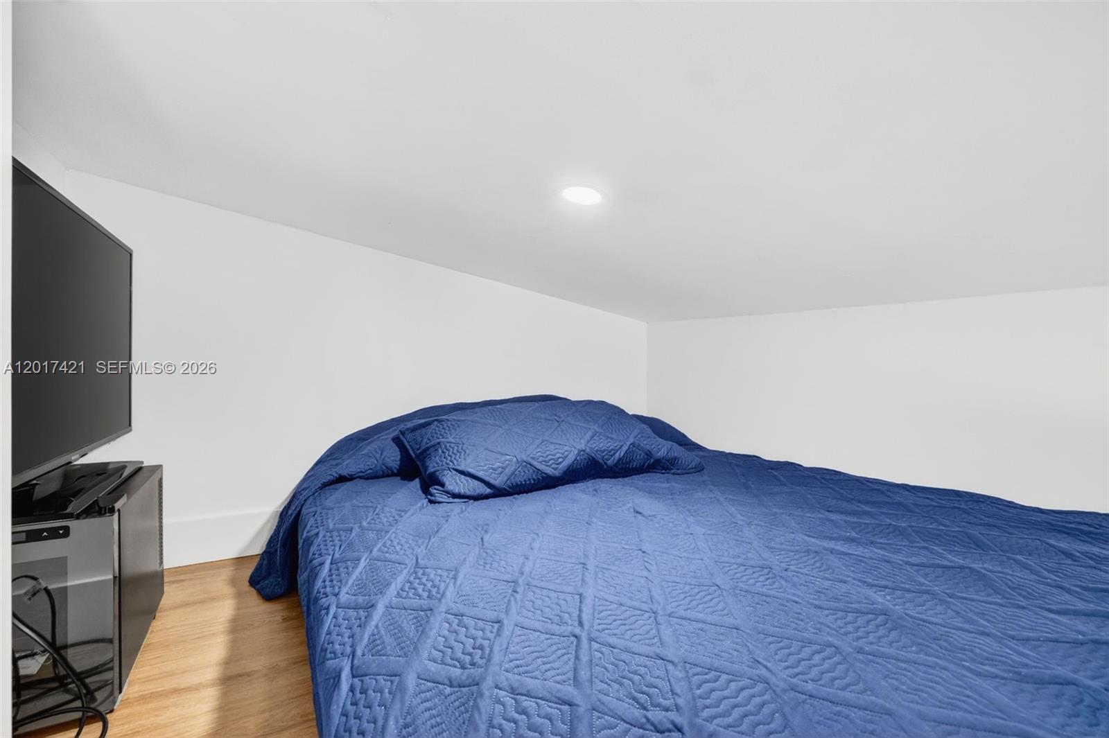 HOLLYWOOD GARDENS - Residential
