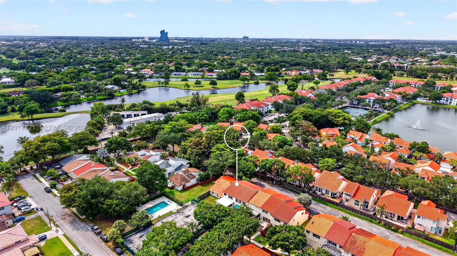 HOLLYWOOD GARDENS - Residential
