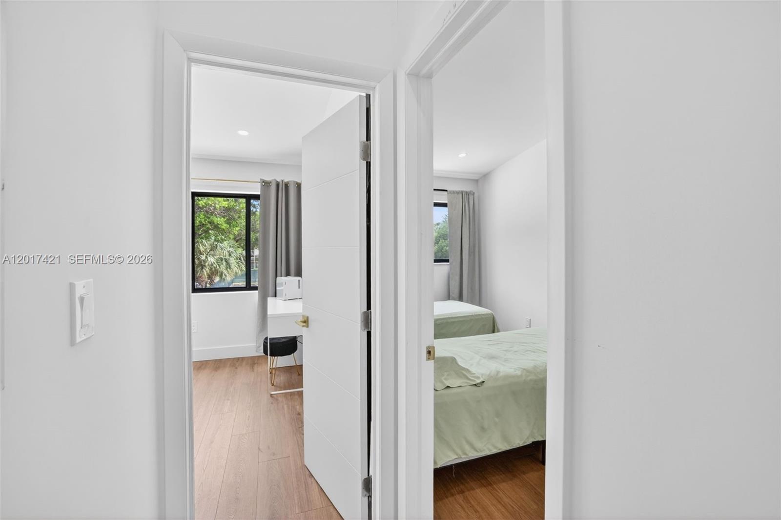 HOLLYWOOD GARDENS - Residential