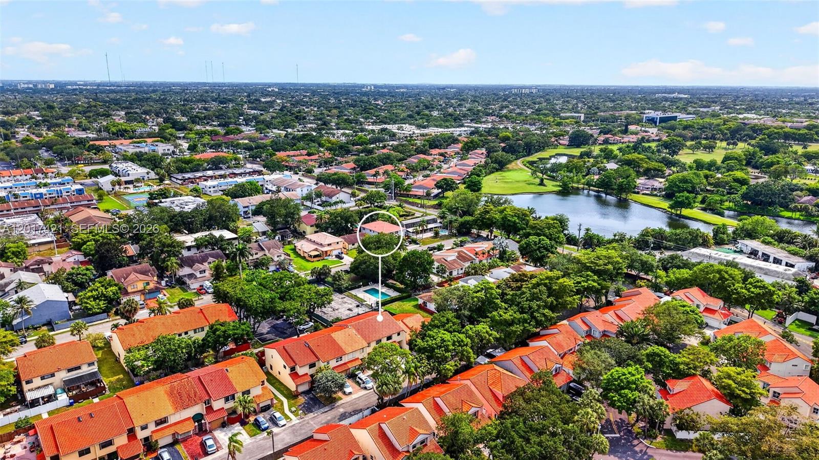 HOLLYWOOD GARDENS - Residential
