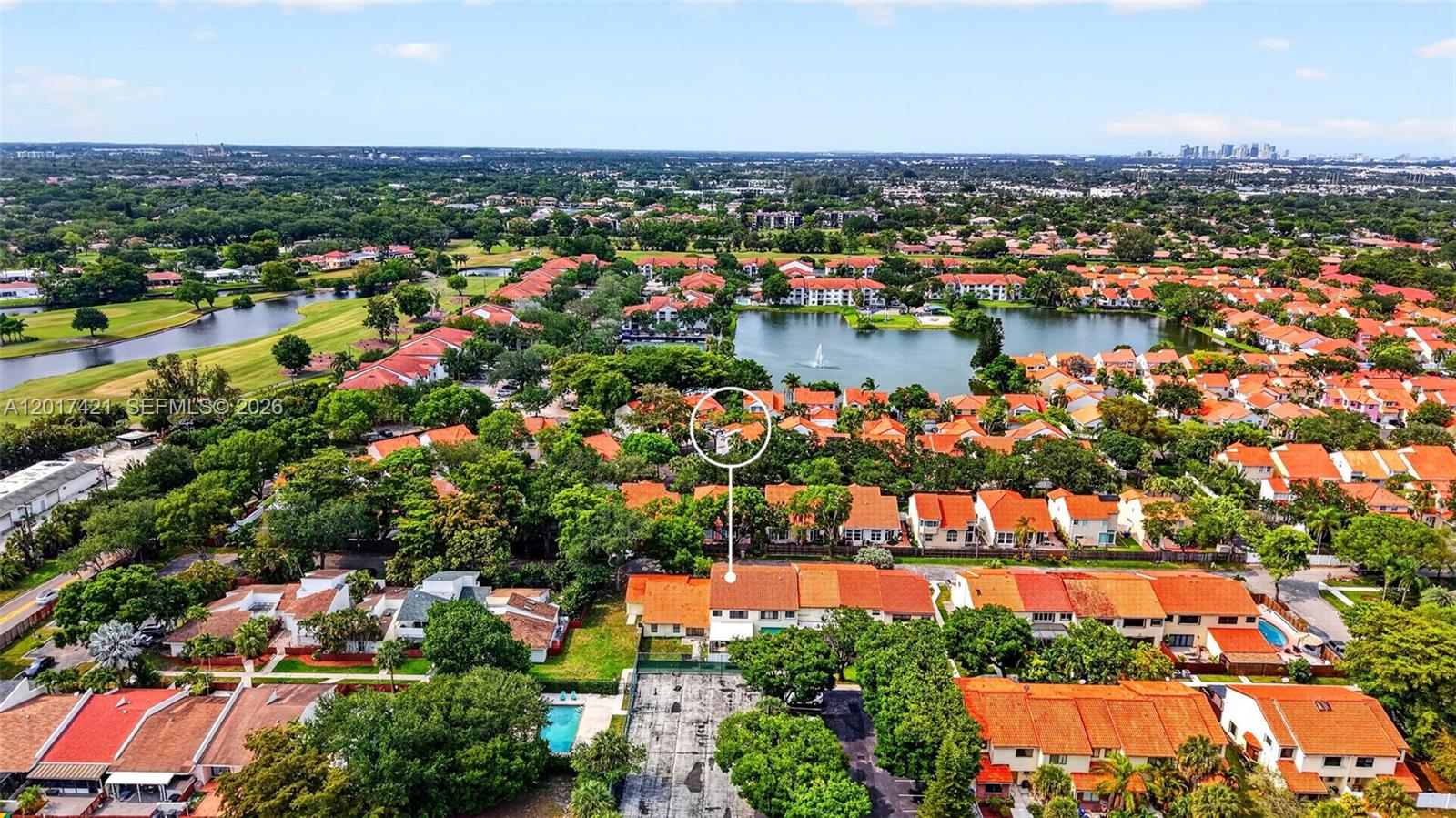 HOLLYWOOD GARDENS - Residential
