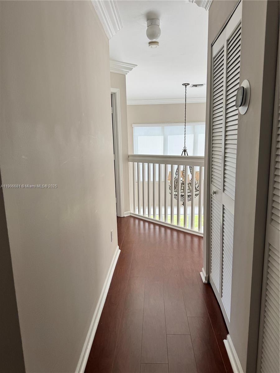 KENSINGTON SOUTH - Residential Lease