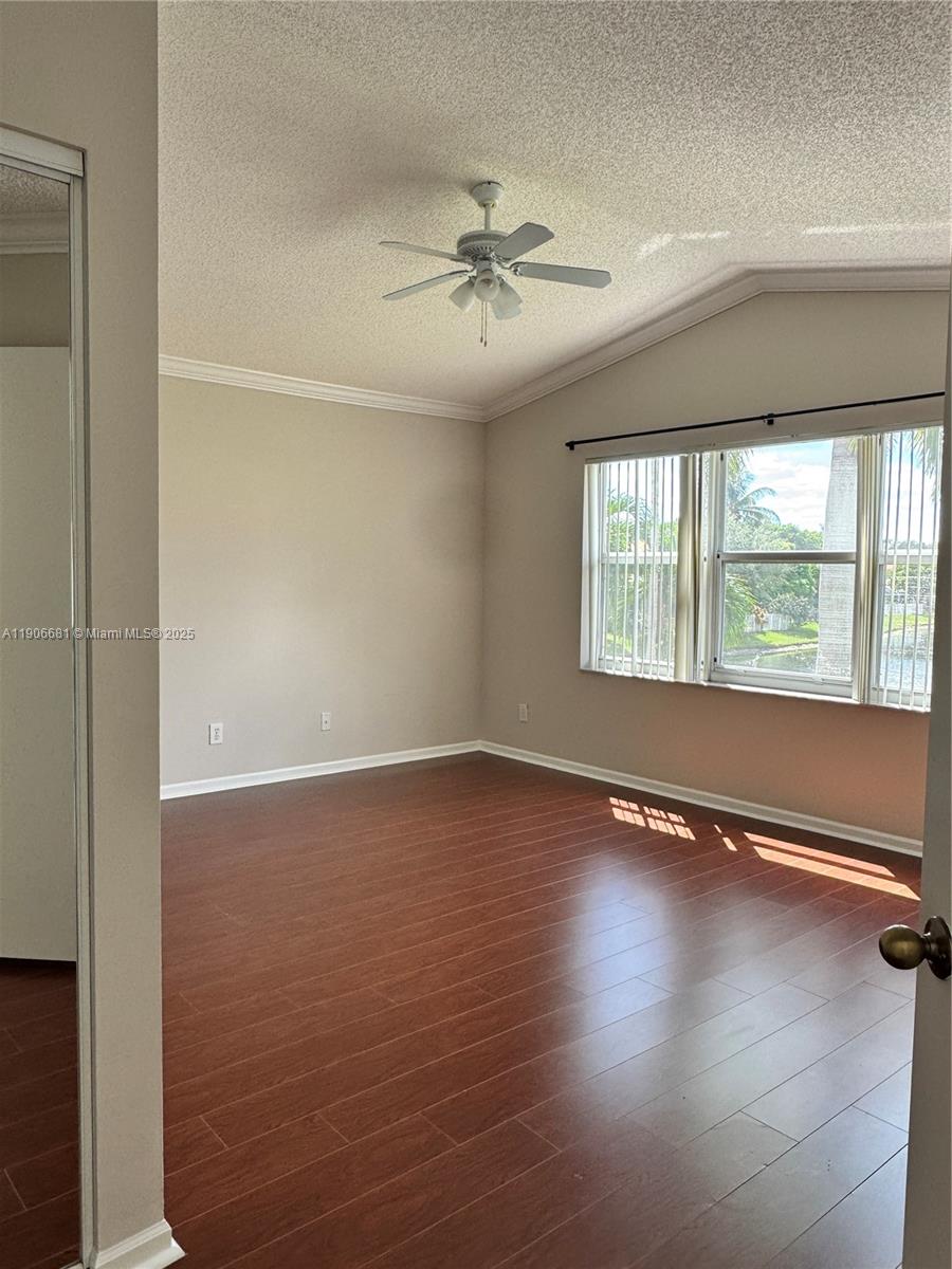 KENSINGTON SOUTH - Residential Lease