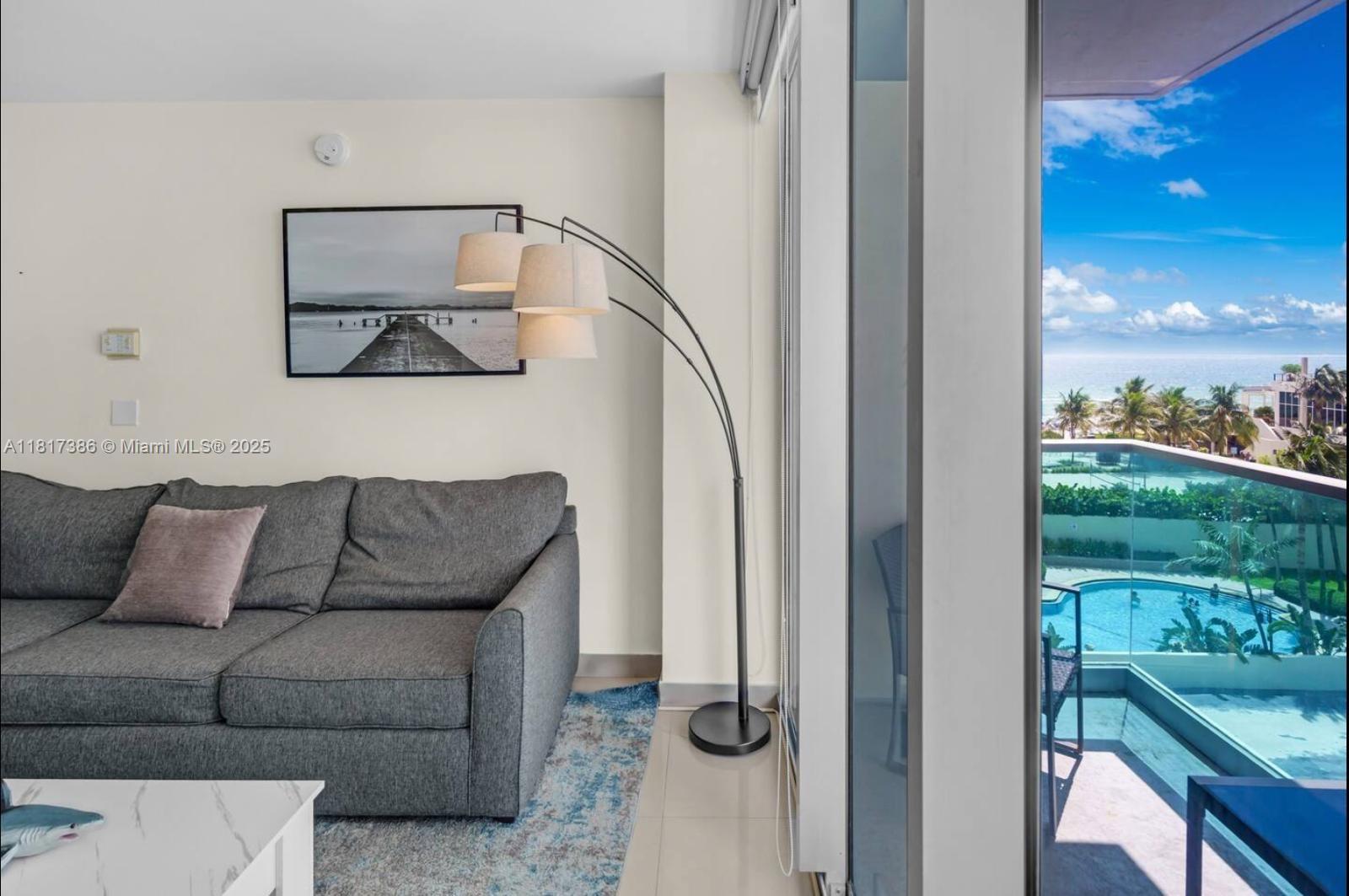 SIAN OCEAN RESIDENCES CON - Residential Lease