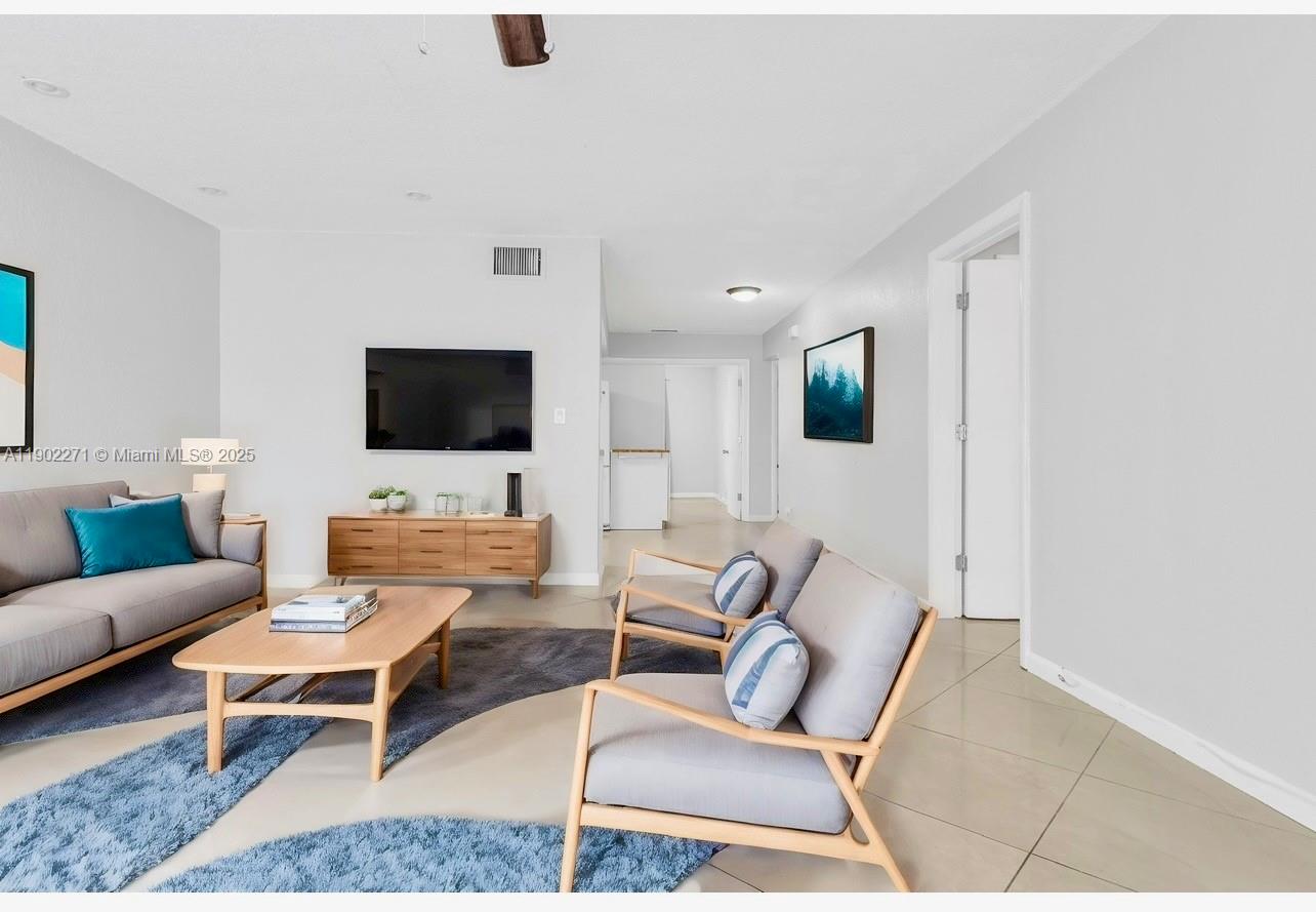 DORIA CONDO - Residential Lease