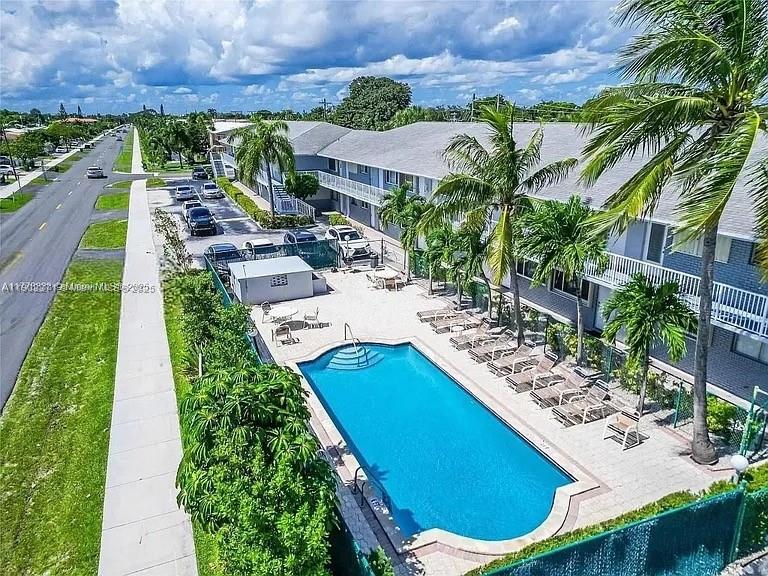 DORIA CONDO - Residential Lease