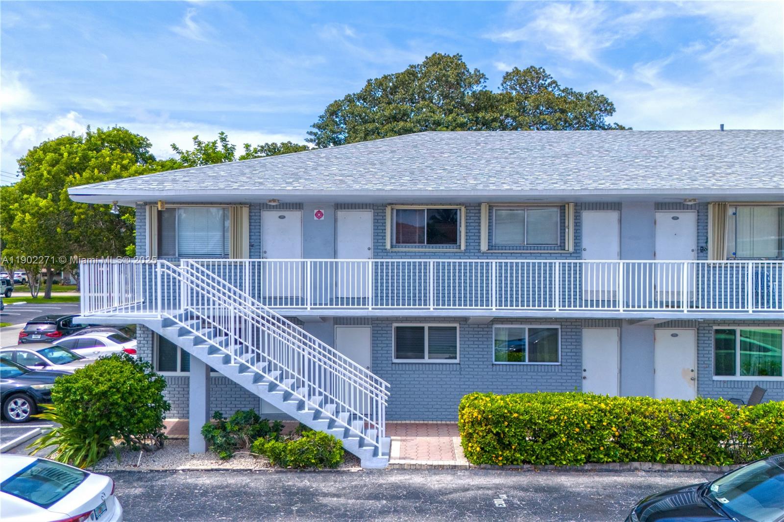 DORIA CONDO - Residential Lease