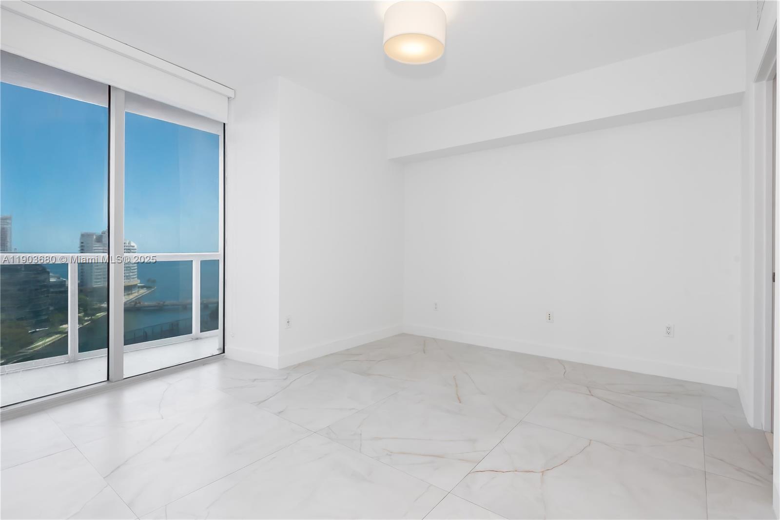 ICONBRICKELL CONDO NO 1 - Residential Lease
