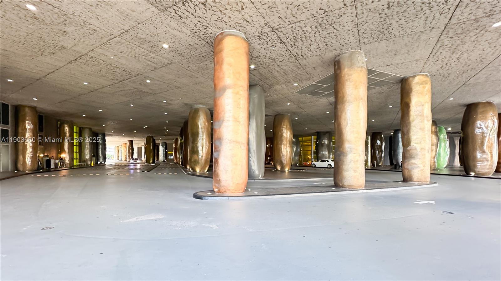 ICONBRICKELL CONDO NO 1 - Residential Lease