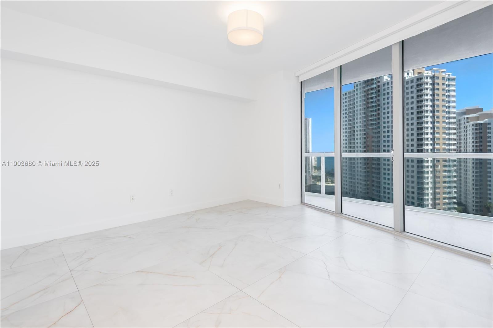 ICONBRICKELL CONDO NO 1 - Residential Lease