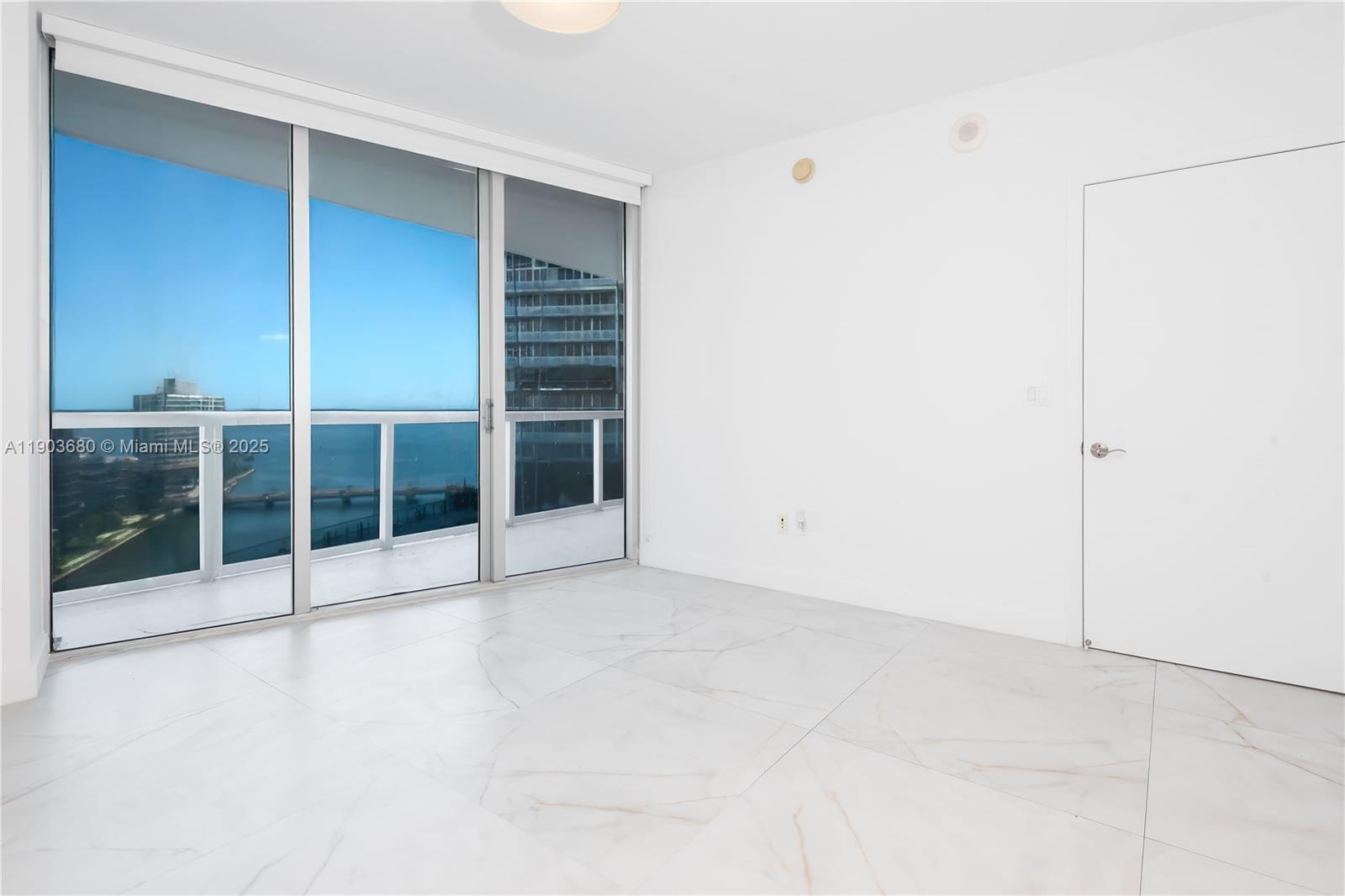 ICONBRICKELL CONDO NO 1 - Residential Lease