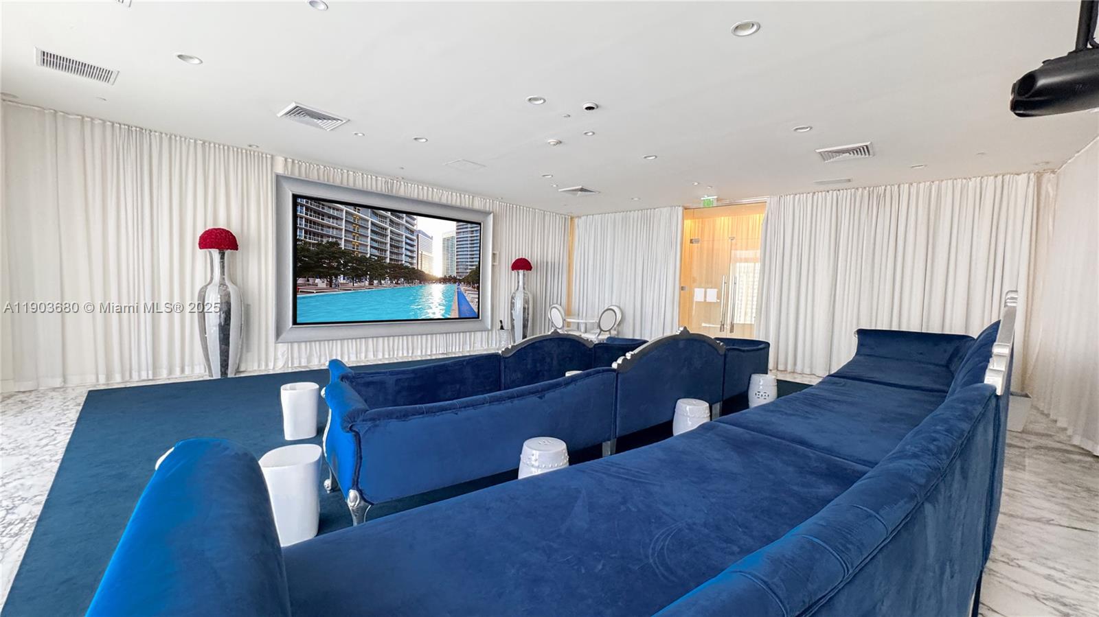 ICONBRICKELL CONDO NO 1 - Residential Lease