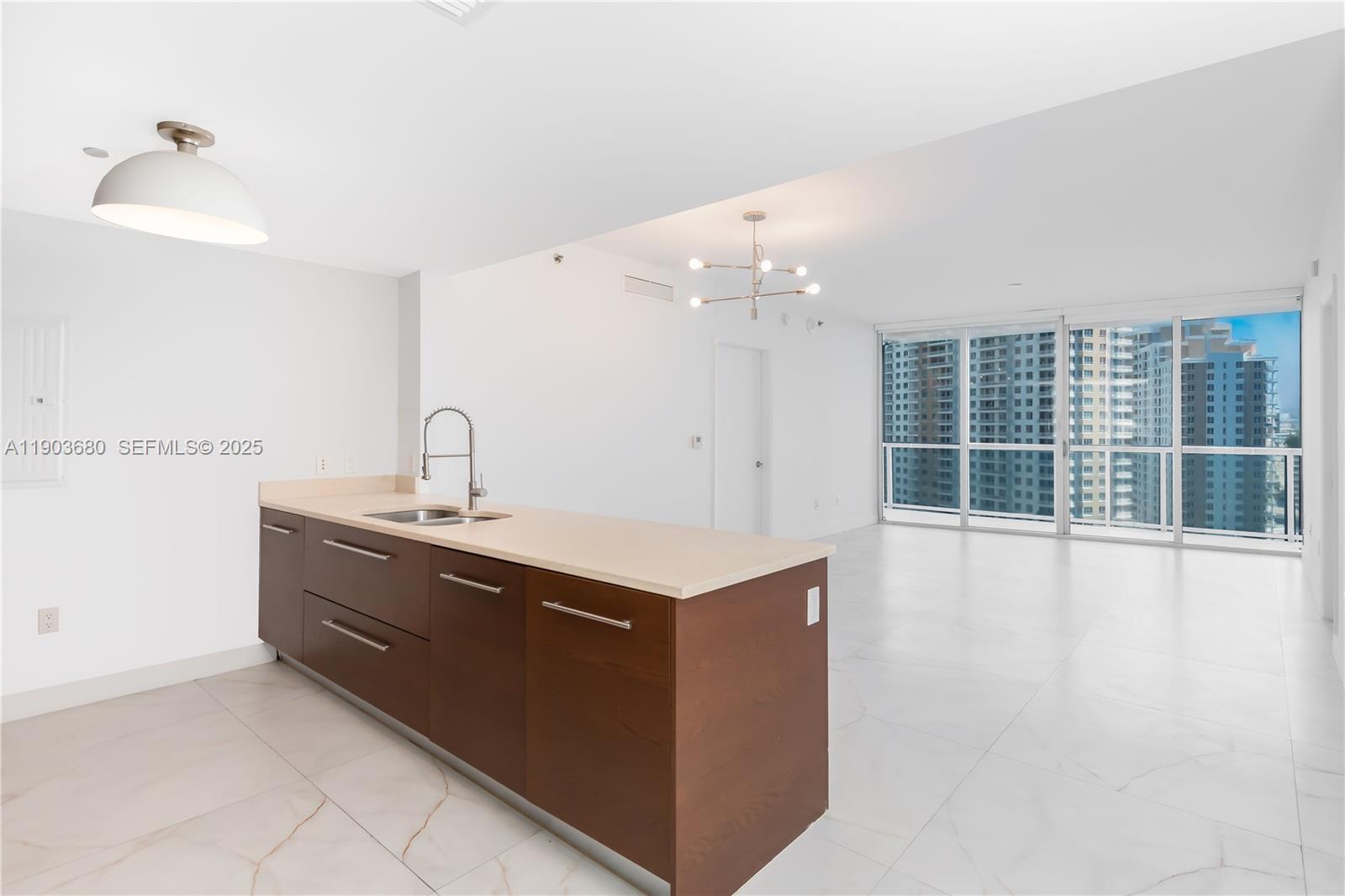 465 Brickell Ave 1705