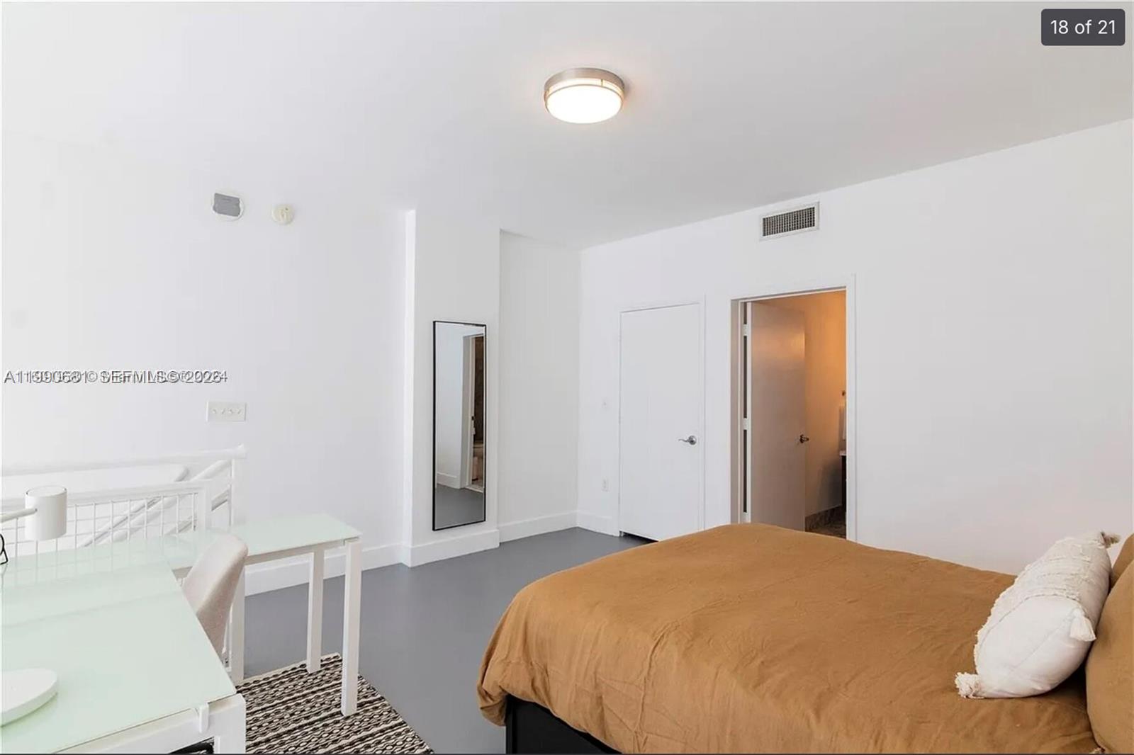 VIZCAYNE SOUTH CONDO - Residential