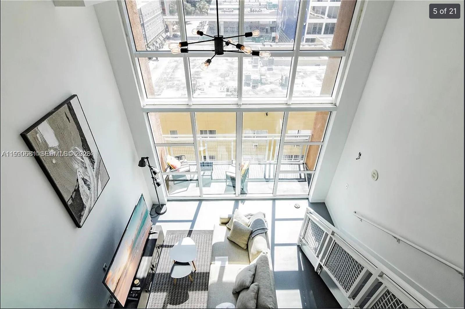 VIZCAYNE SOUTH CONDO - Residential