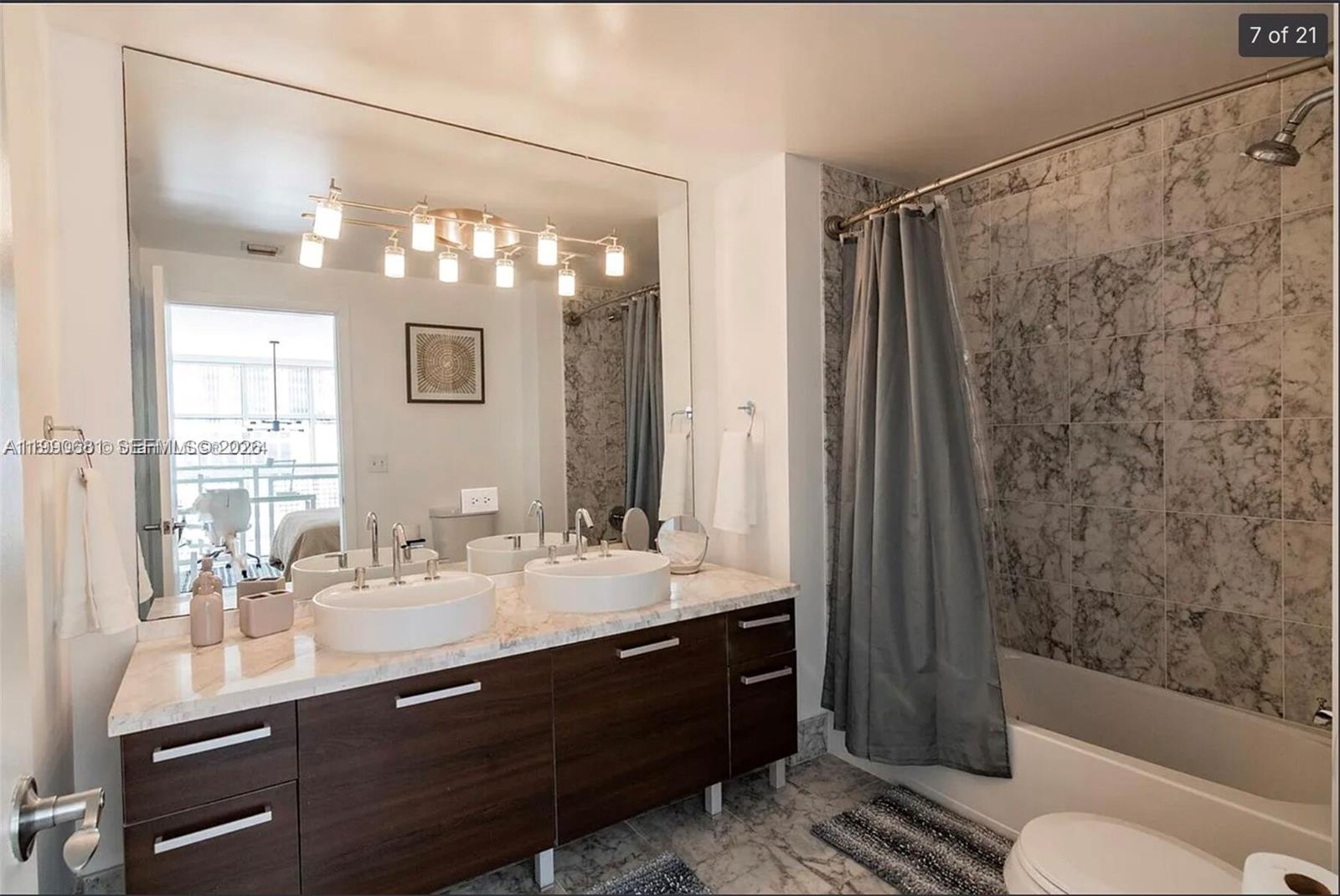 VIZCAYNE SOUTH CONDO - Residential