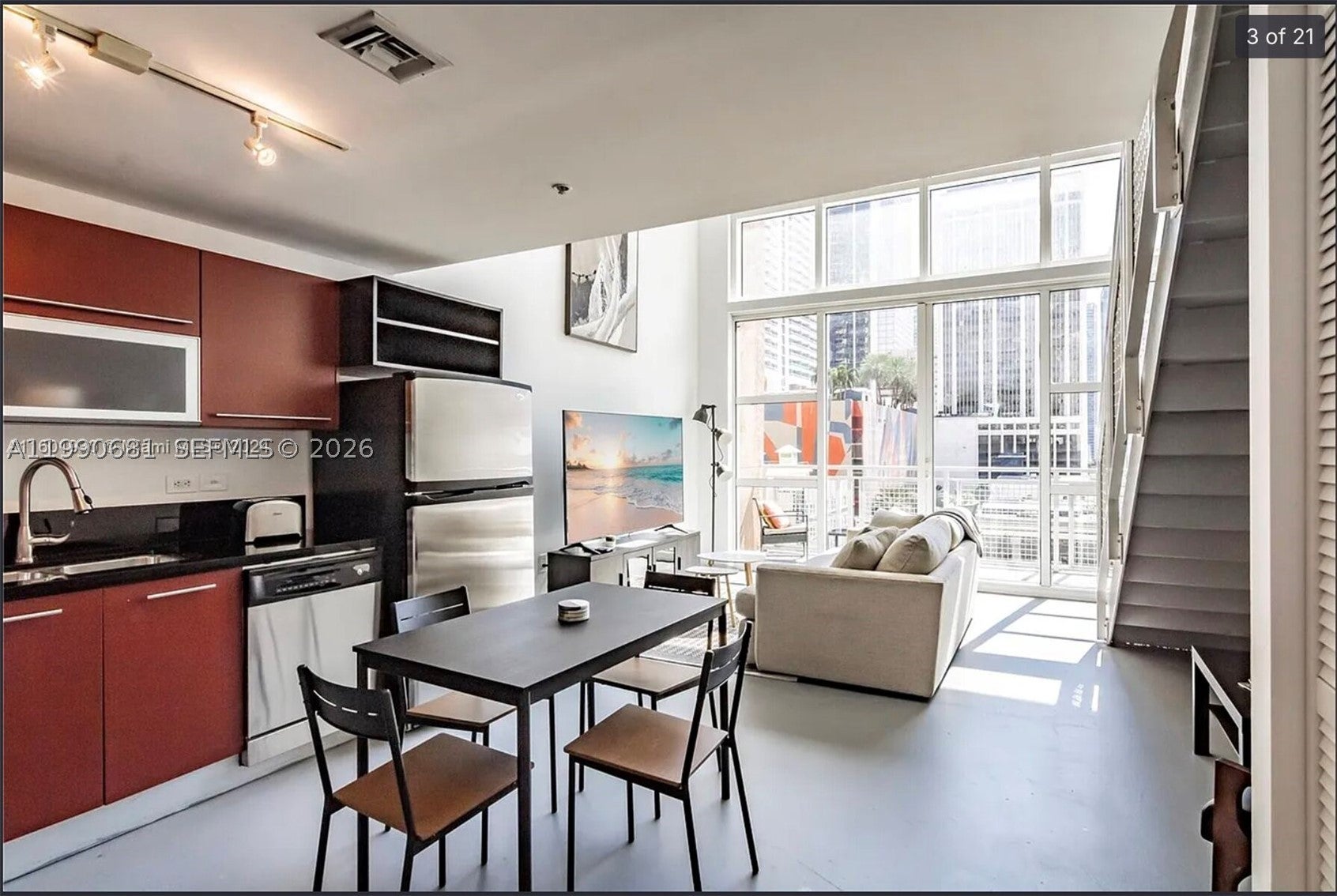 253 NE 2nd St 617