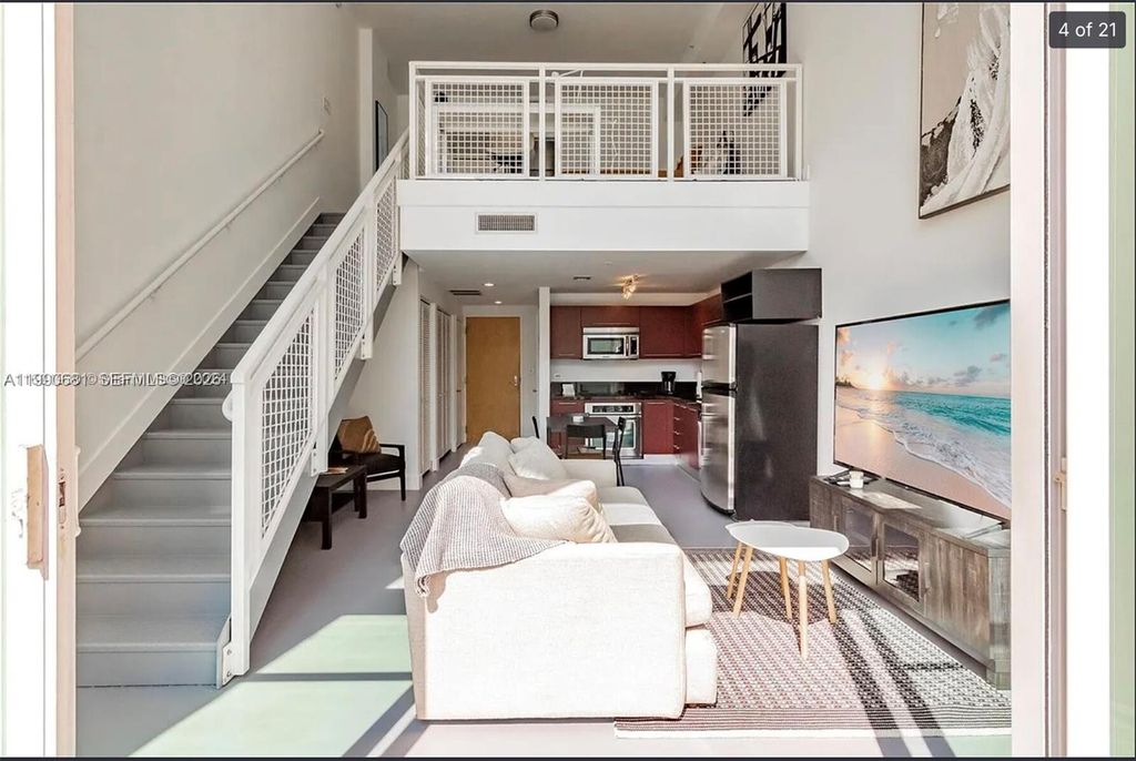 Photo of 253 NE 2nd St #617, Miami, FL 33132 (MLS # A11990681)